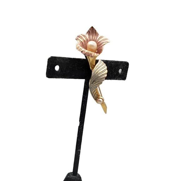 Vintage Gold & Rose Gold Calla Lily Brooch With Faux Pearls - Picture 2 of 16